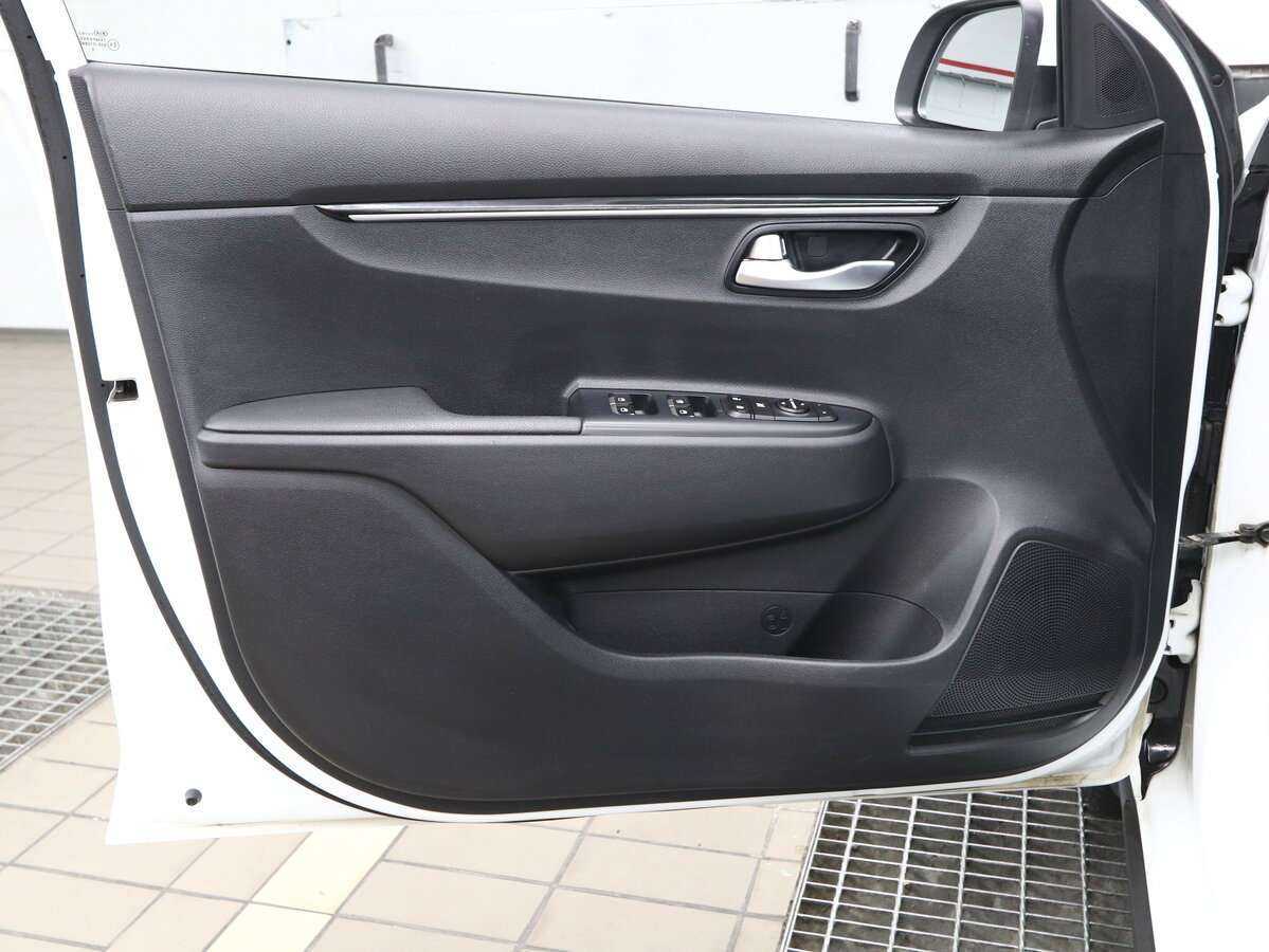 Kia Rio с пробегом — 2018 год. Фото: #4