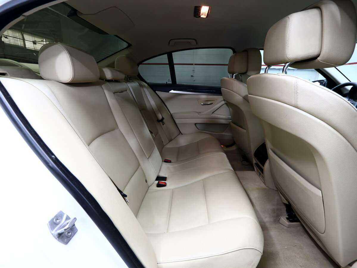 BMW 5 серии с пробегом — 2012 год. Фото: #13