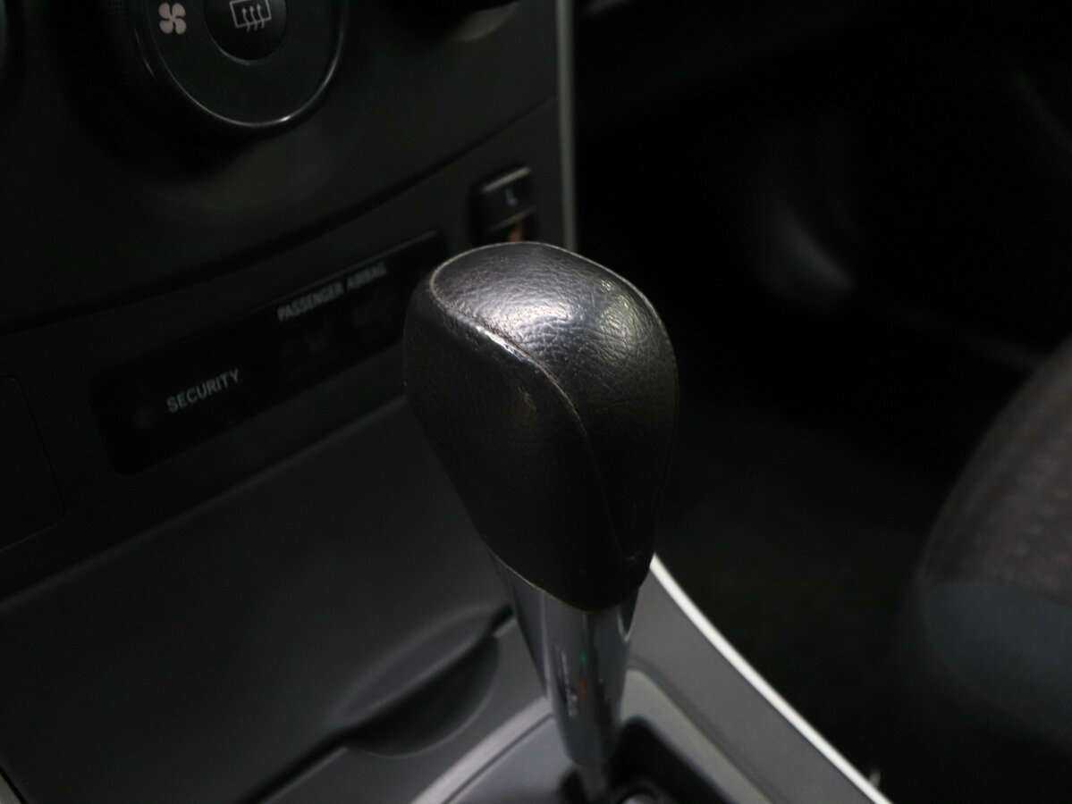 Toyota Corolla с пробегом — 2012 год. Фото: #7