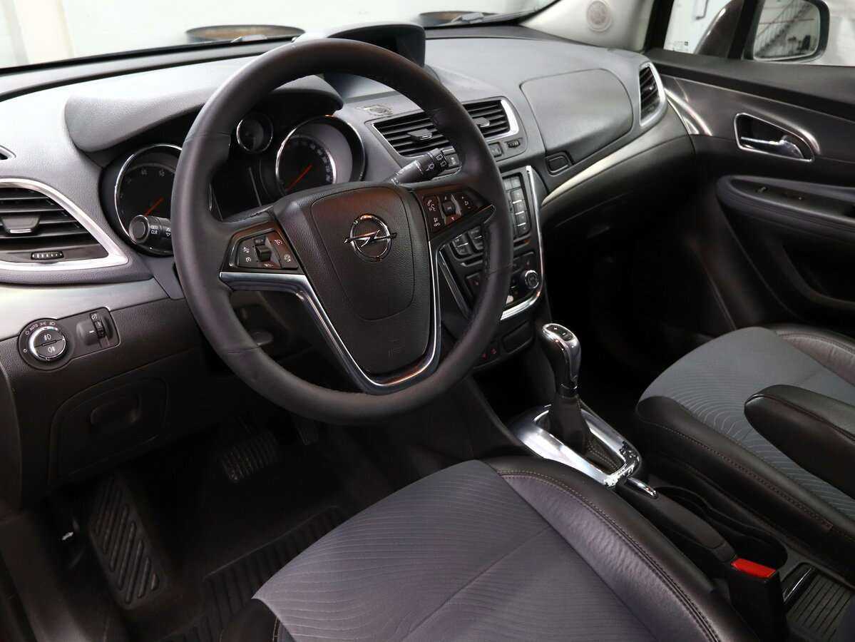 Opel Mokka с пробегом — 2013 год. Фото: #6