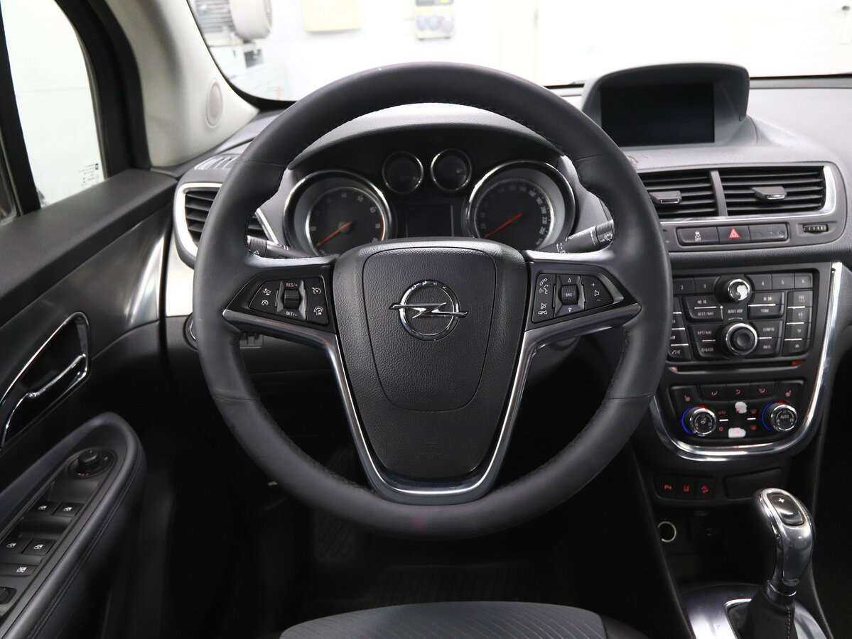 Opel Mokka с пробегом — 2013 год. Фото: #15