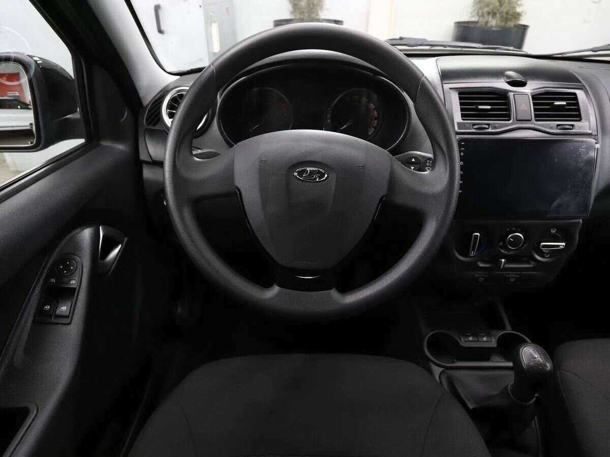 Lada (ВАЗ) Granta с пробегом — 2023 год. Фото: #16