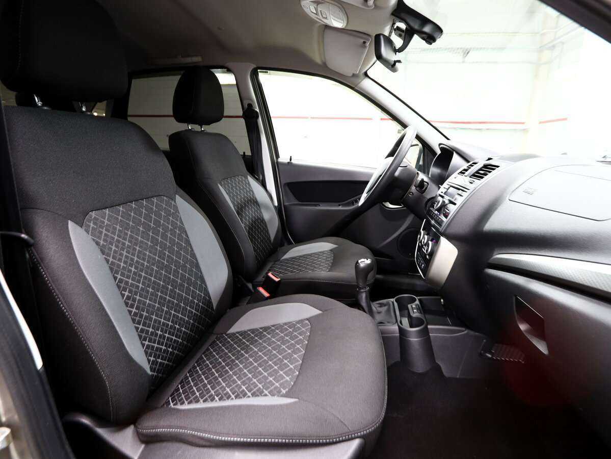 Lada (ВАЗ) Granta с пробегом — 2020 год. Фото: #11