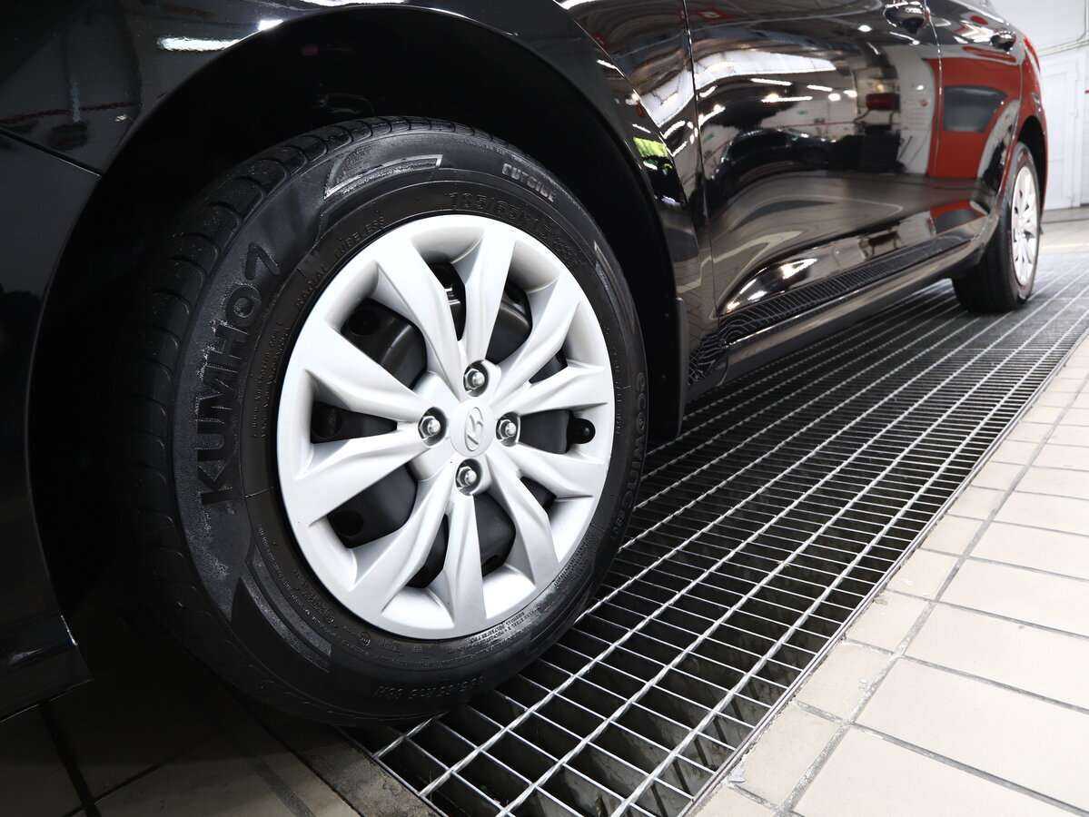 Hyundai Solaris с пробегом — 2020 год. Фото: #19