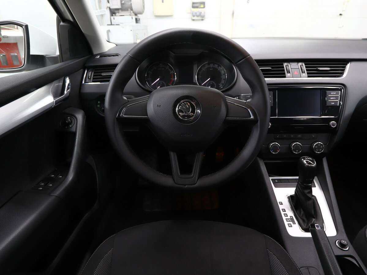 Skoda Octavia с пробегом — 2018 год. Фото: #15