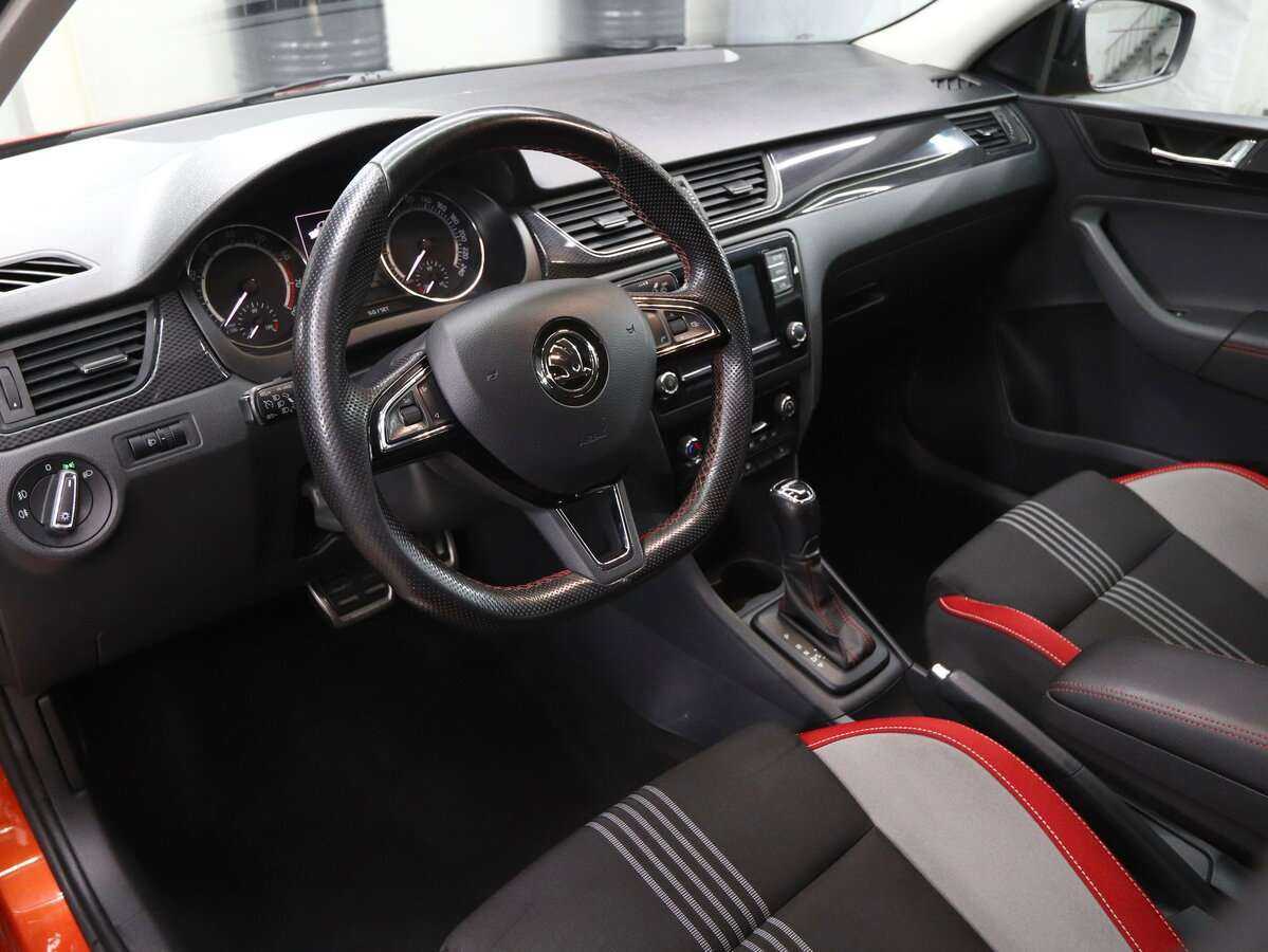 Skoda Rapid с пробегом — 2018 год. Фото: #9