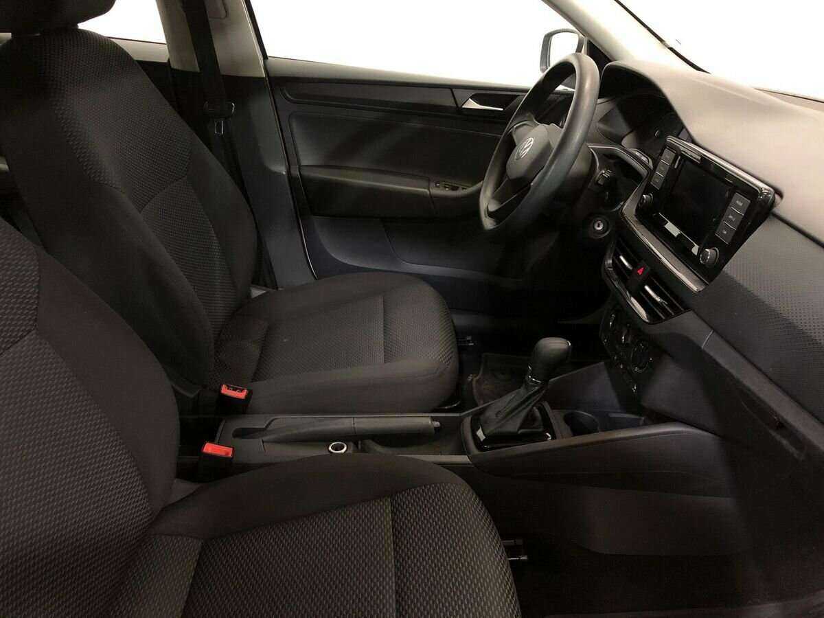 Volkswagen Polo с пробегом — 2020 год. Фото: #8