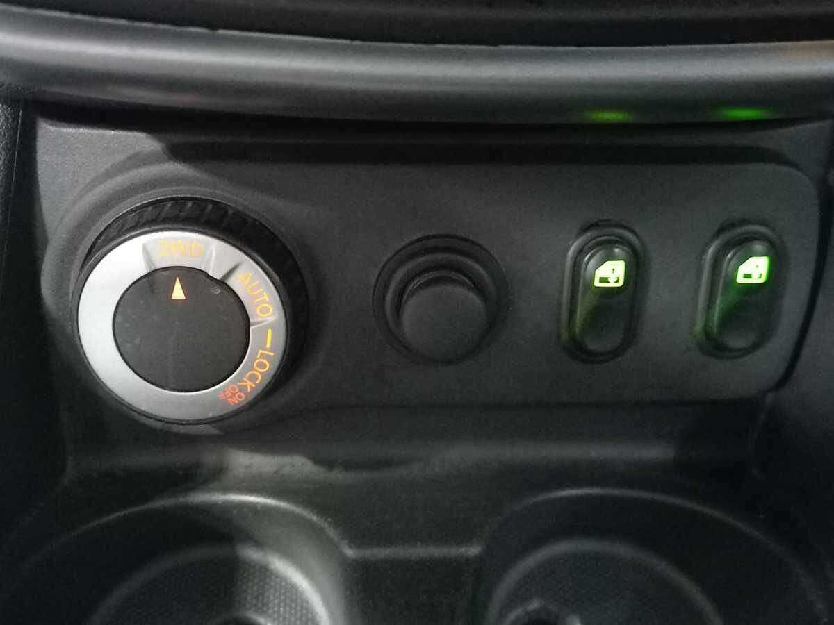 Renault Duster с пробегом — 2012 год. Фото: #13