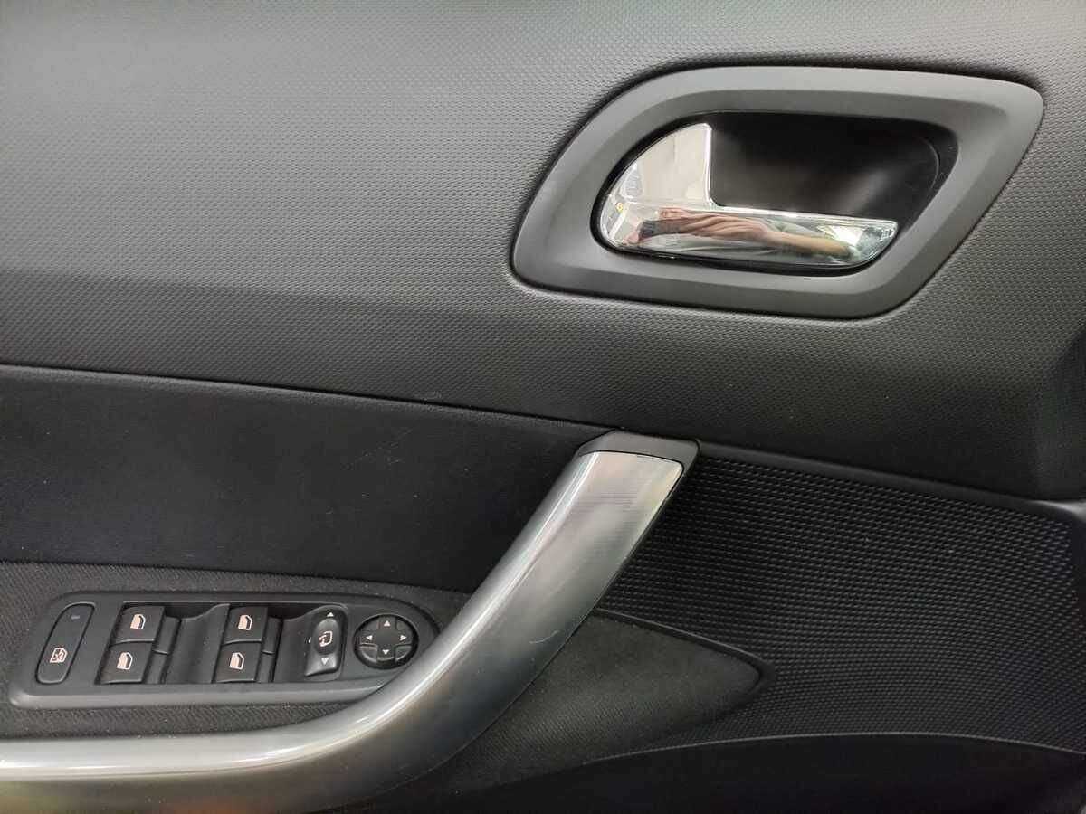 Peugeot 408 с пробегом — 2016 год. Фото: #14