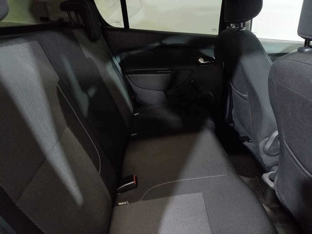 Renault Sandero с пробегом — 2021 год. Фото: #9