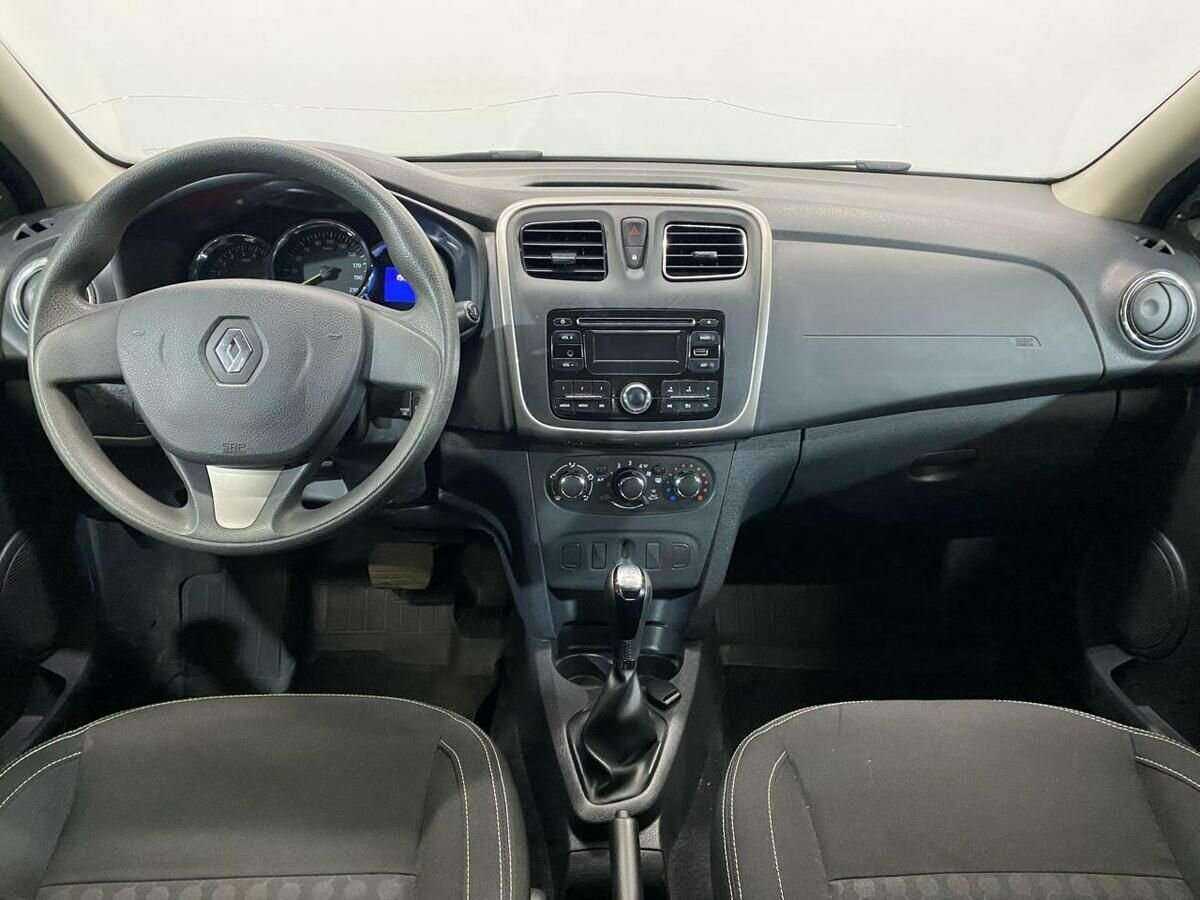 Renault Logan с пробегом — 2016 год. Фото: #8