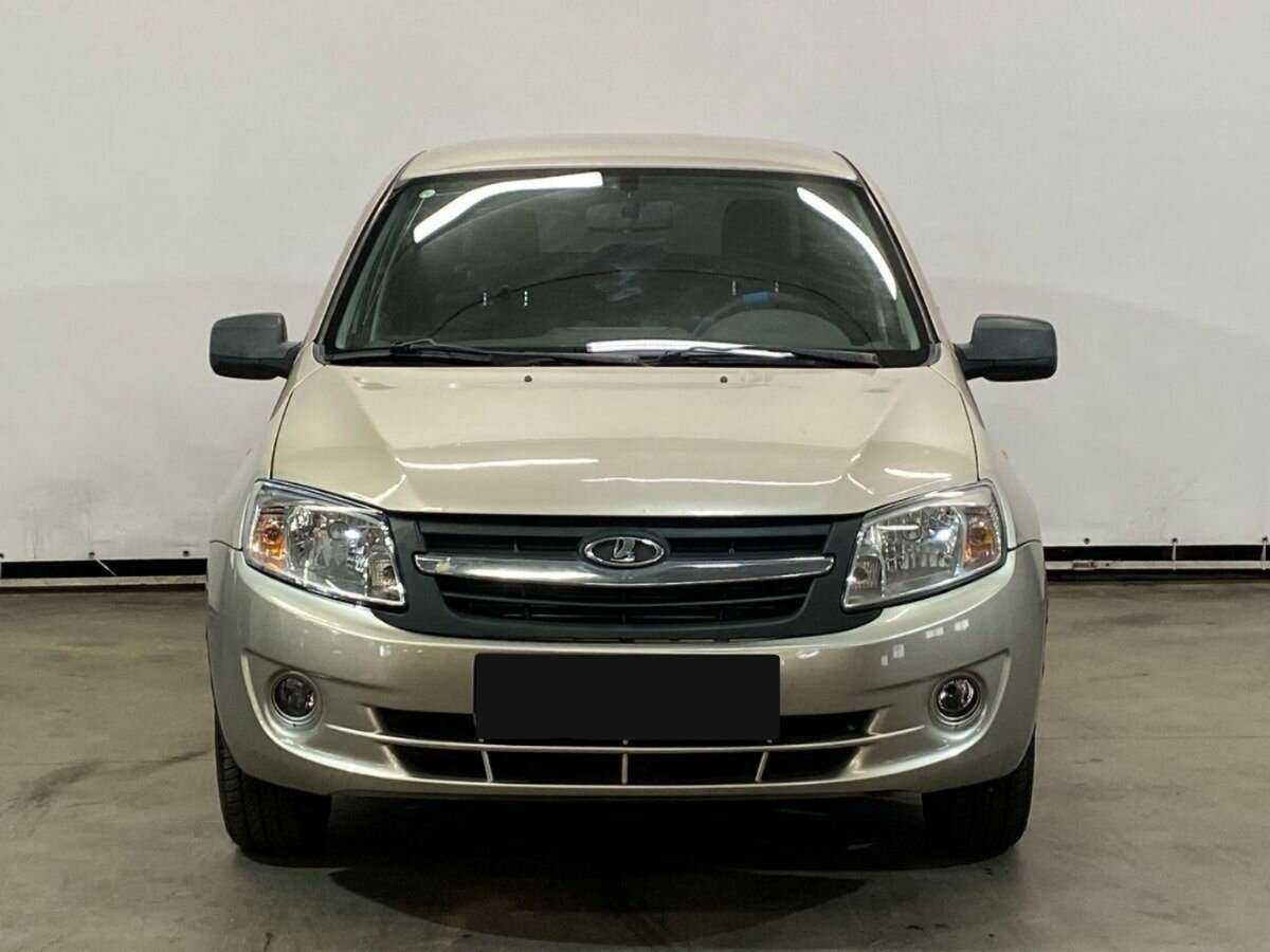 Lada (ВАЗ) Granta с пробегом — 2012 год. Фото: #1