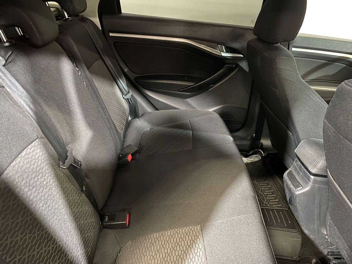 Lada (ВАЗ) Vesta с пробегом — 2018 год. Фото: #10