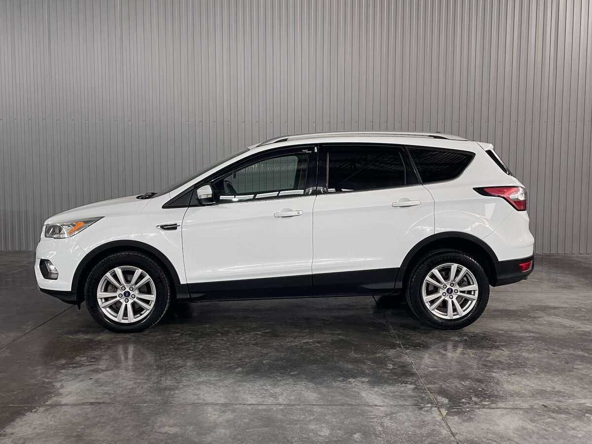 Ford Kuga с пробегом — 2017 год. Фото: #7