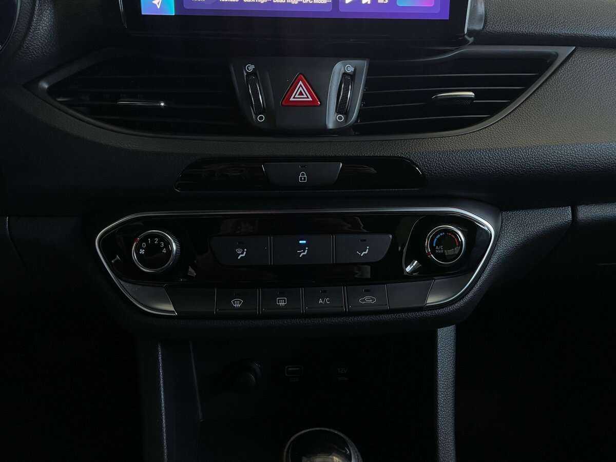 Hyundai i30 с пробегом — 2022 год. Фото: #12