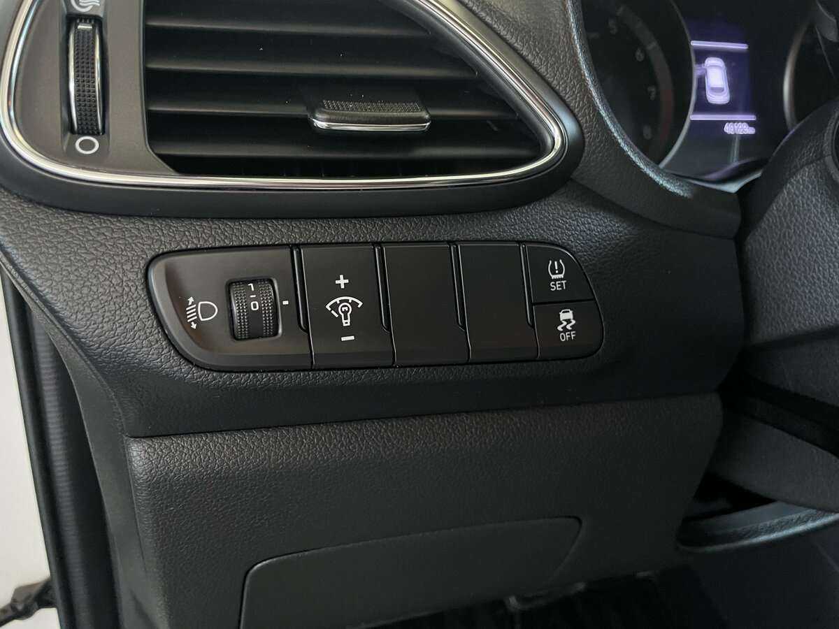 Hyundai i30 с пробегом — 2022 год. Фото: #13