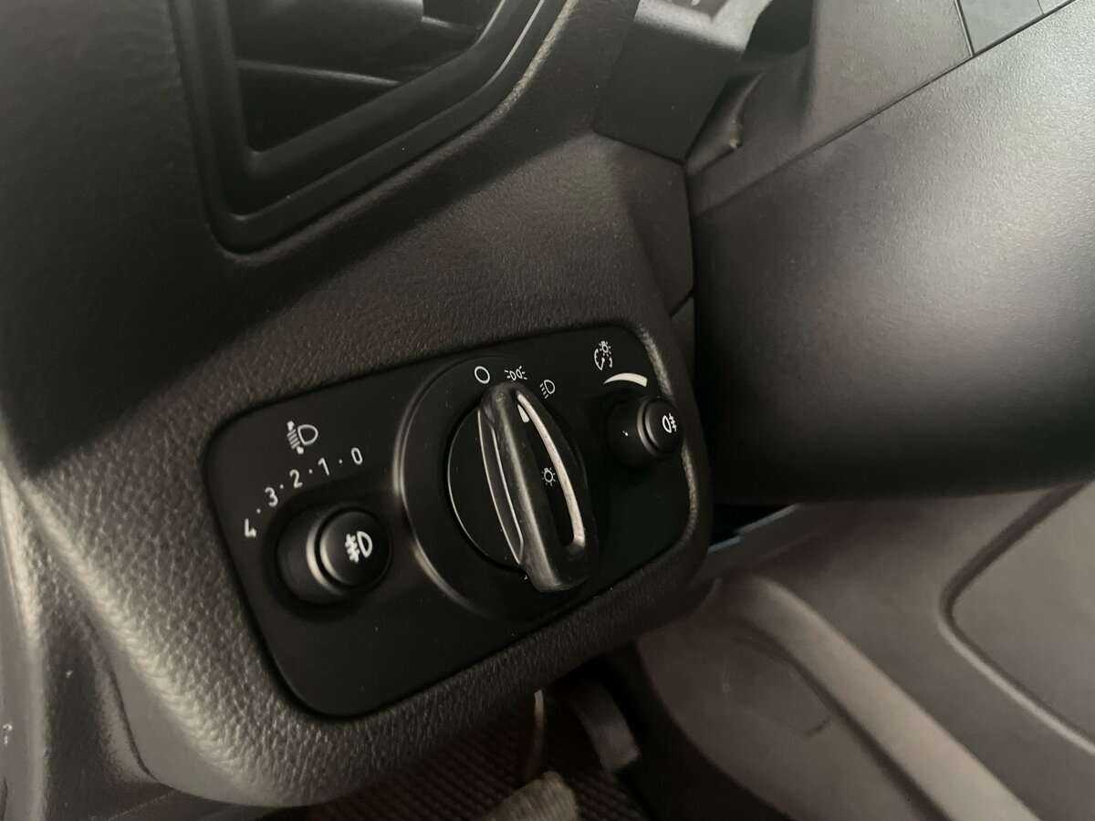 Ford Kuga с пробегом — 2015 год. Фото: #14