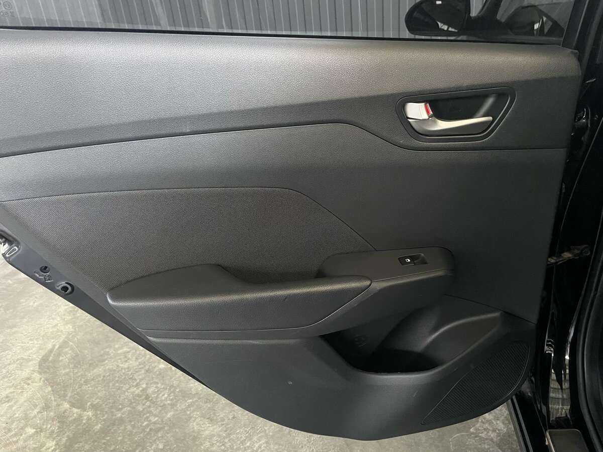 Hyundai Solaris с пробегом — 2019 год. Фото: #21