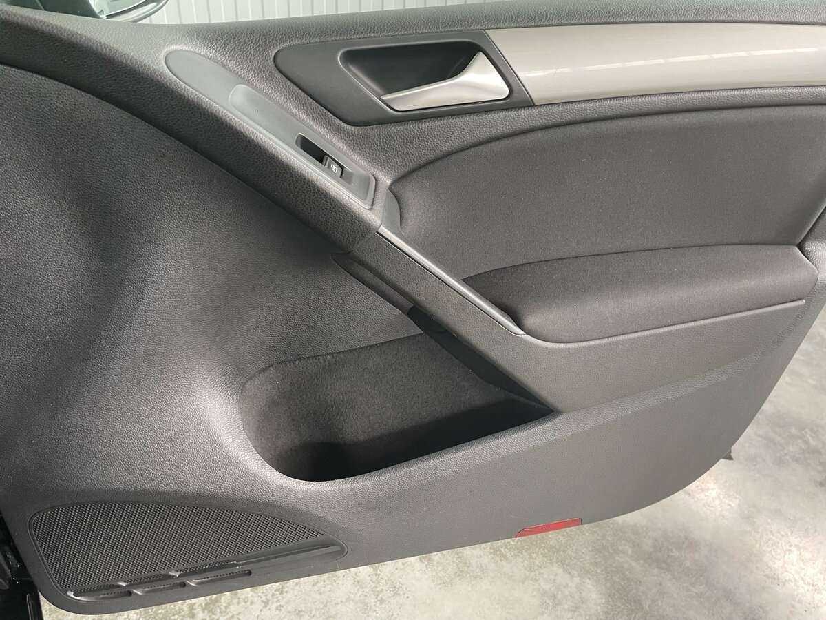 Volkswagen Golf с пробегом — 2012 год. Фото: #21