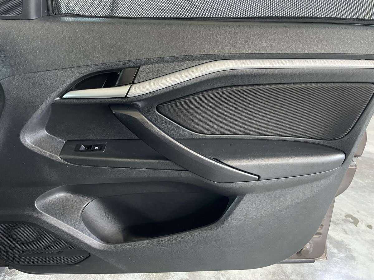 Lada (ВАЗ) Vesta с пробегом — 2018 год. Фото: #20