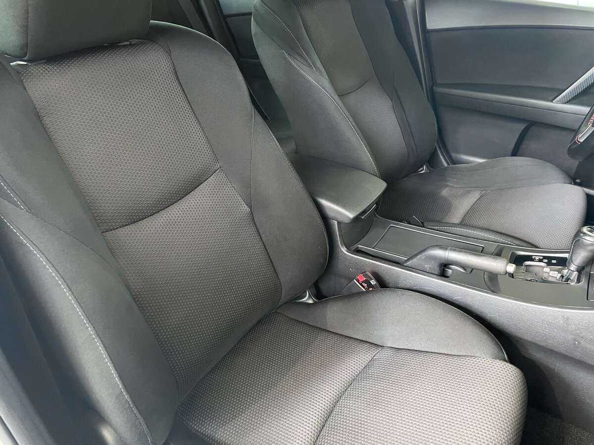 Mazda 3 с пробегом — 2012 год. Фото: #15