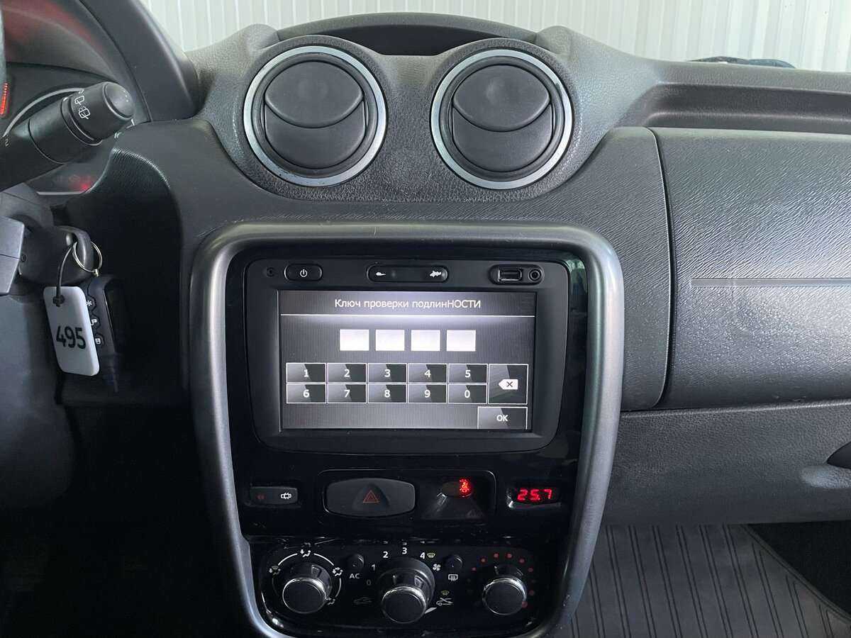 Renault Duster с пробегом — 2013 год. Фото: #10