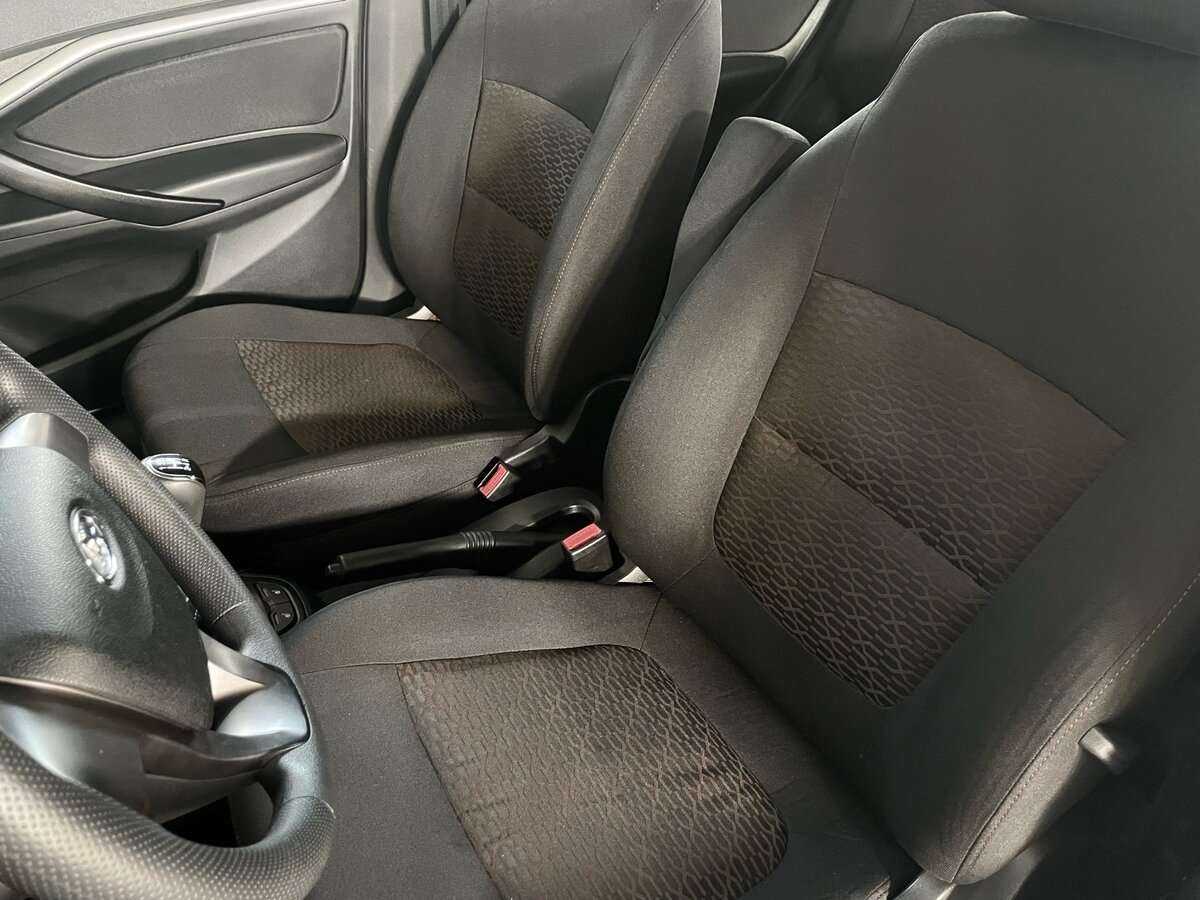 Lada (ВАЗ) Vesta с пробегом — 2017 год. Фото: #12