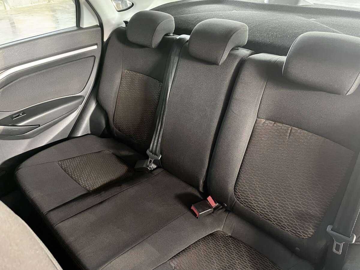 Lada (ВАЗ) Vesta с пробегом — 2017 год. Фото: #13