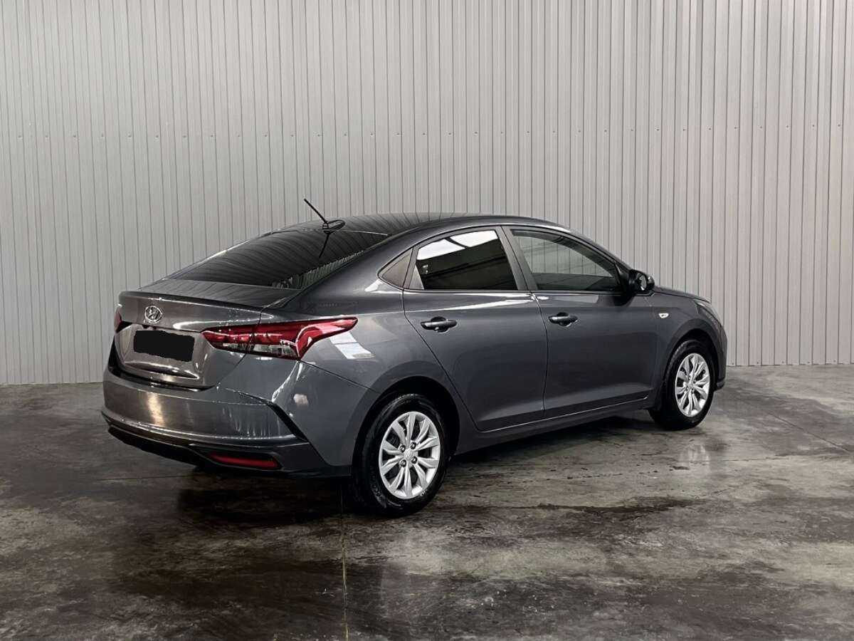 Hyundai Solaris с пробегом — 2021 год. Фото: #4