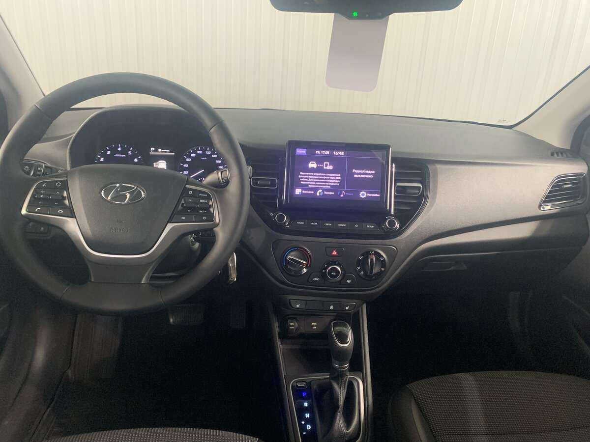 Hyundai Solaris с пробегом — 2021 год. Фото: #8