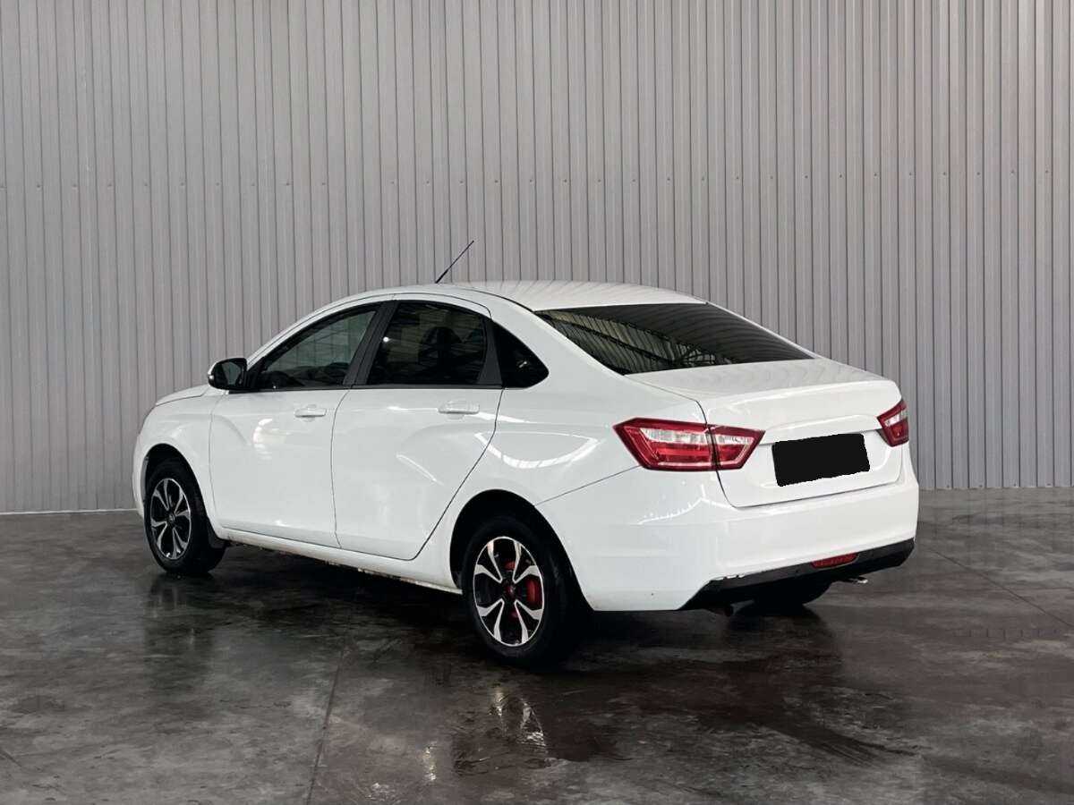 Lada (ВАЗ) Vesta с пробегом — 2019 год. Фото: #6