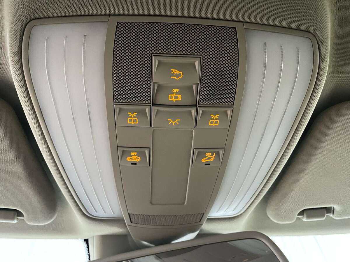 Mercedes-Benz E-Класс с пробегом — 2012 год. Фото: #16