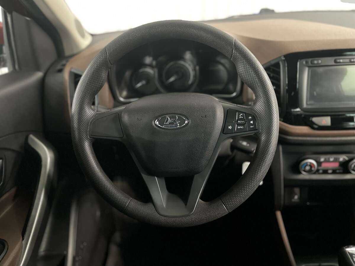 Lada (ВАЗ) XRAY с пробегом — 2017 год. Фото: #9