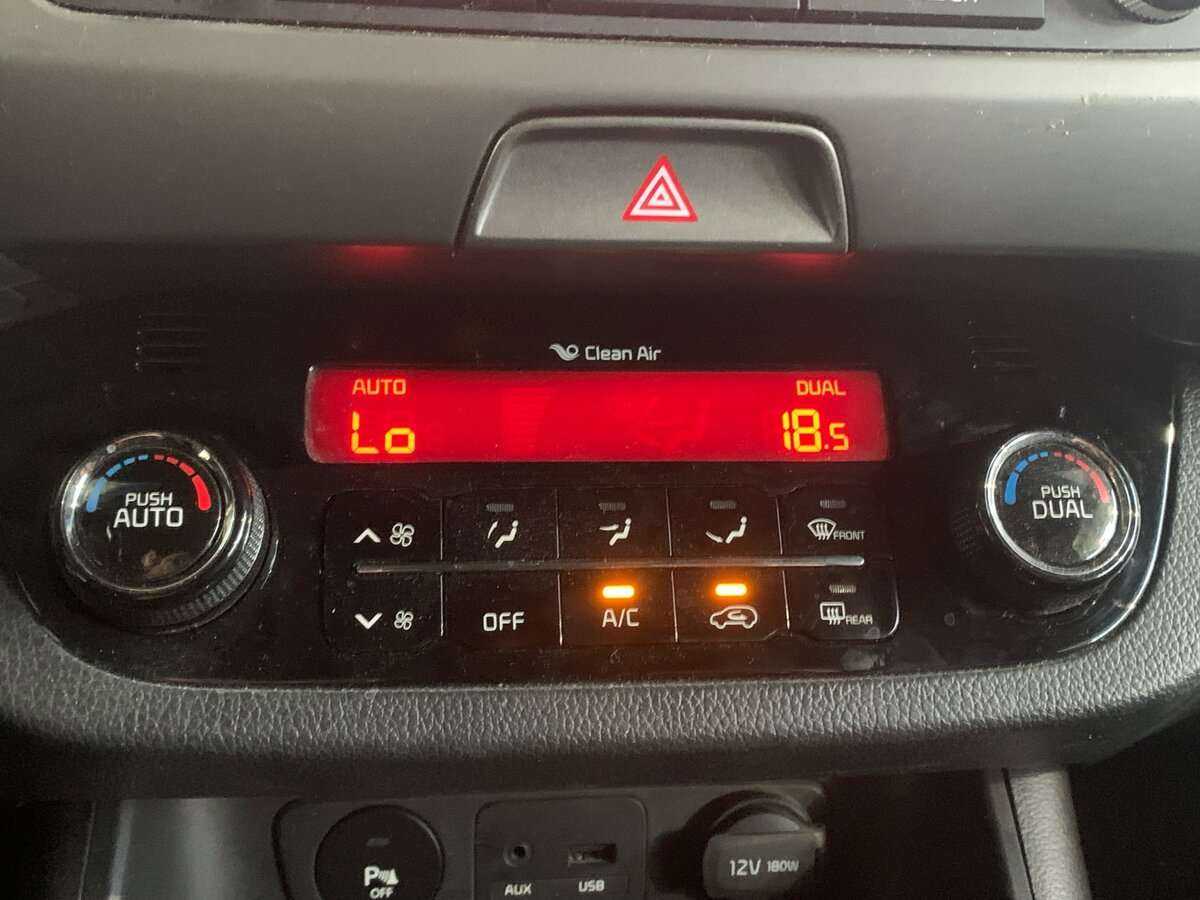 Kia Sportage с пробегом — 2014 год. Фото: #13