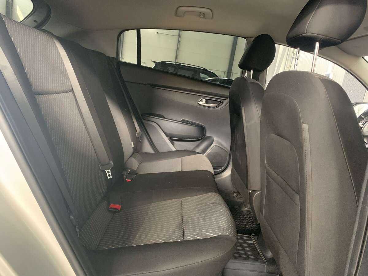 Kia Rio с пробегом — 2019 год. Фото: #13