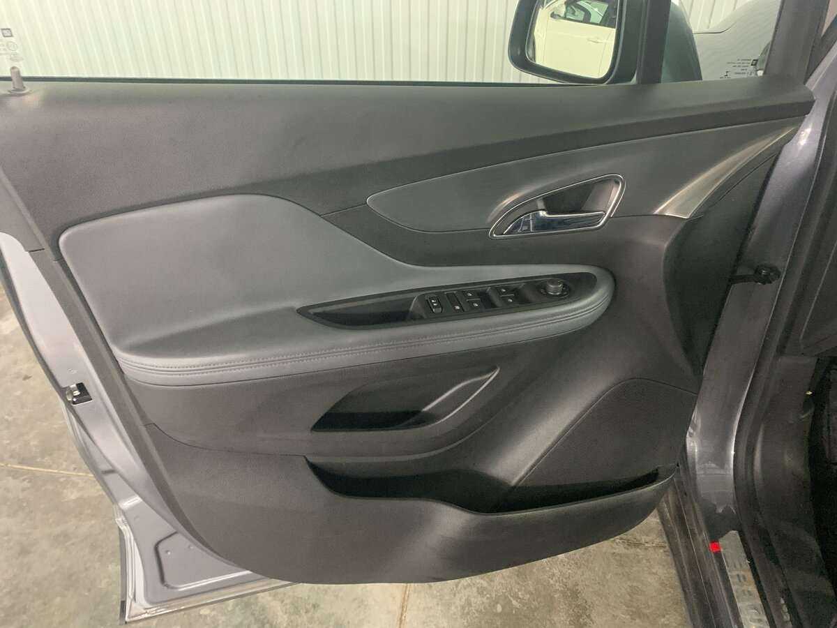 Opel Mokka с пробегом — 2014 год. Фото: #8