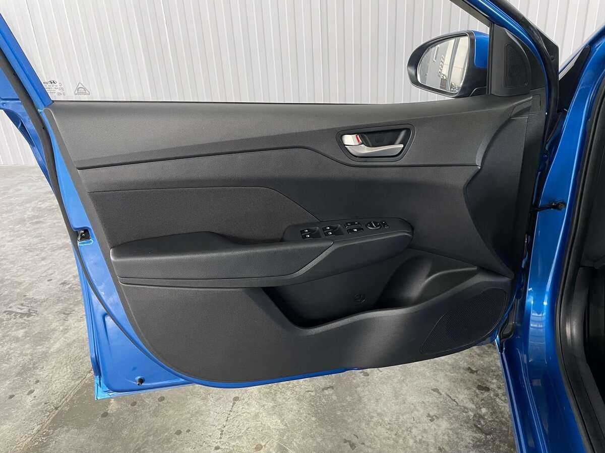 Hyundai Solaris с пробегом — 2020 год. Фото: #17