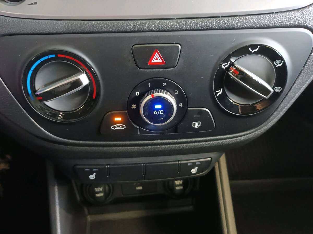 Hyundai Solaris с пробегом — 2022 год. Фото: #12