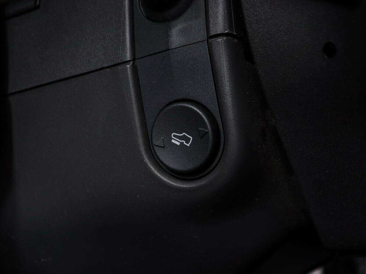 Ford Explorer с пробегом — 2015 год. Фото: #24