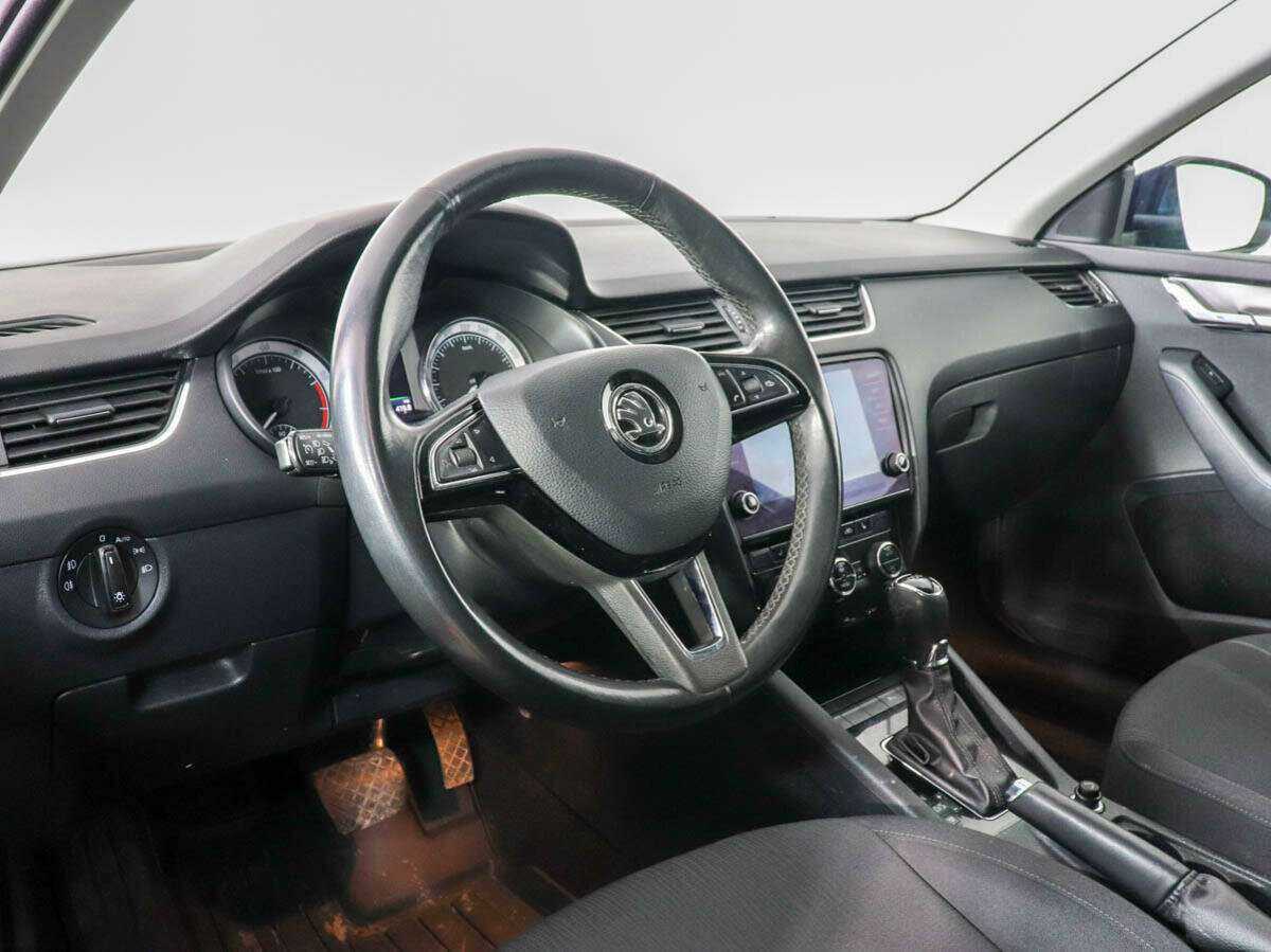 Skoda Octavia с пробегом — 2017 год. Фото: #7