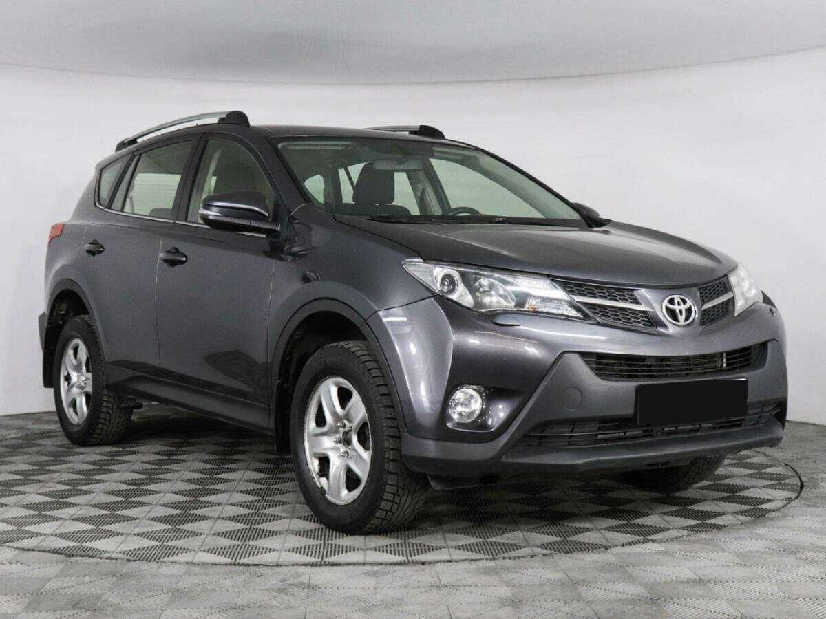 Toyota RAV4 с пробегом — 2014 год. Фото: #2