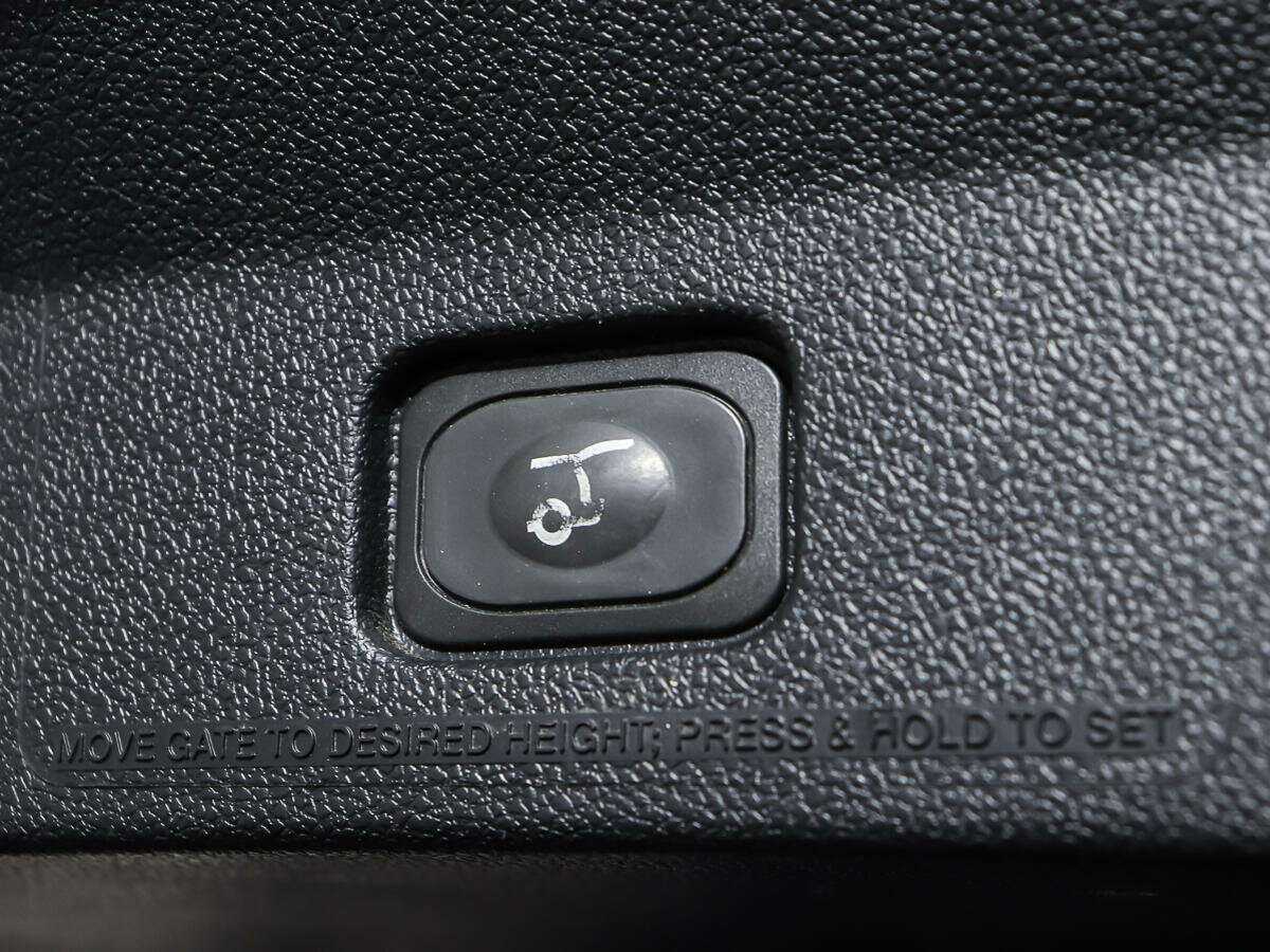 Ford Explorer с пробегом — 2017 год. Фото: #17