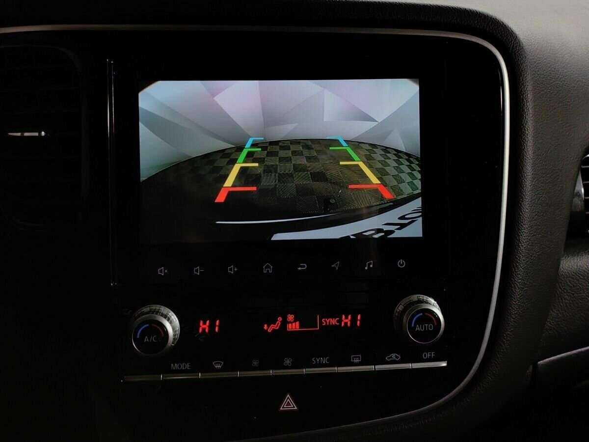 Mitsubishi Outlander с пробегом — 2022 год. Фото: #11