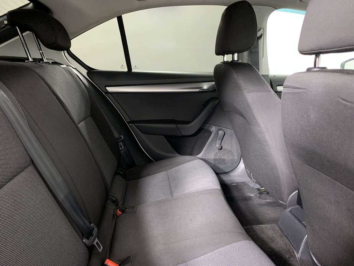 Skoda Octavia с пробегом — 2014 год. Фото: #14