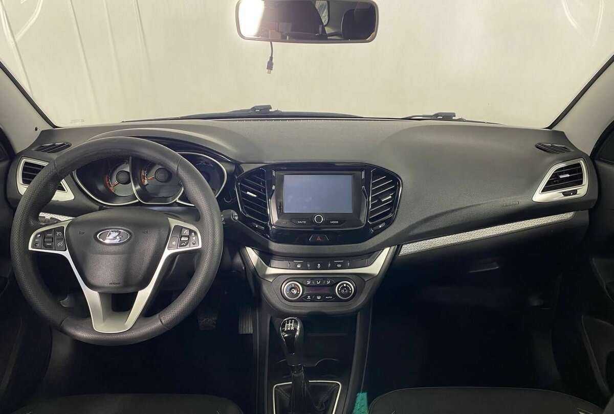 Lada (ВАЗ) Vesta с пробегом — 2021 год. Фото: #10