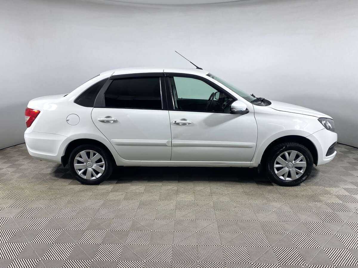 Lada (ВАЗ) Granta с пробегом — 2022 год. Фото: #3