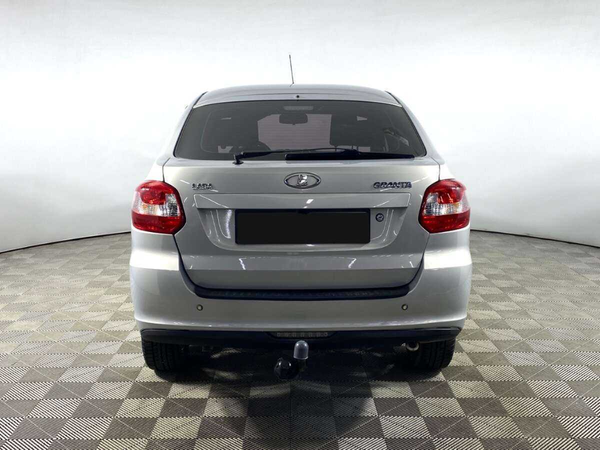 Lada (ВАЗ) Granta с пробегом — 2014 год. Фото: #4