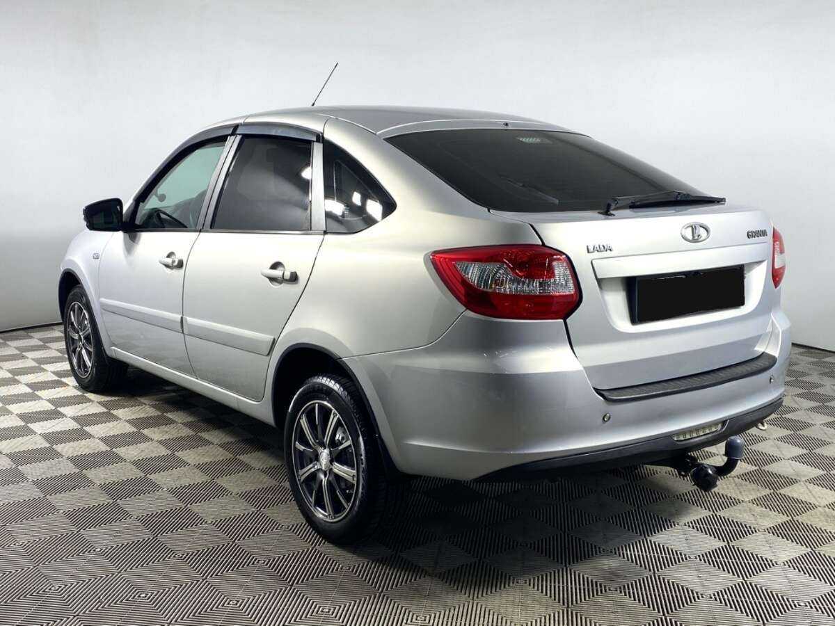 Lada (ВАЗ) Granta с пробегом — 2014 год. Фото: #5