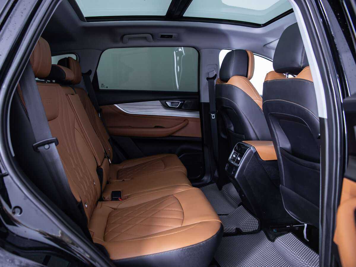 Chery Tiggo 8 Pro Max с пробегом — 2023 год. Фото: #18