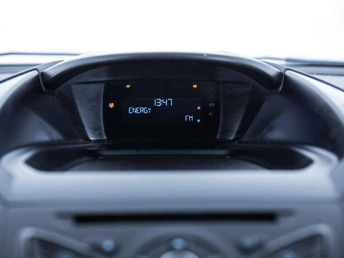 Ford Kuga с пробегом — 2013 год. Фото: #12